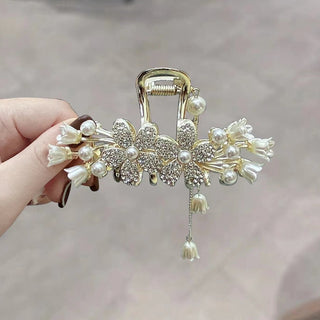Retro Floral Claw Hair Clip with Tassels Vintage Style