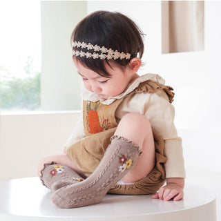 Princes Style Retro Floral Design High Quality Winter Socks For Girls