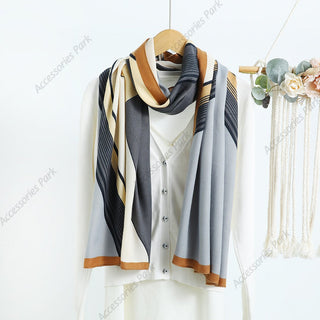 Royal Pattern Elegant Design Color-Blocked Luxury Women's Viscose Scarf